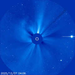 Images of the solar corona